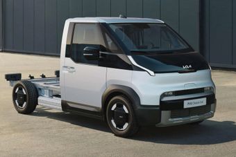 Kia расширила линейку легких коммерческих автомобилей новым грузовиком