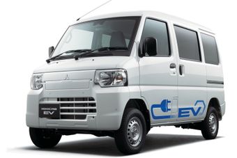Mitsubishi представила обновленный электрический Minicab EV