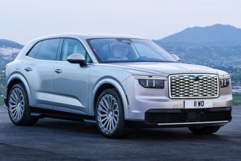 Bentley анонсировал полный переход на электромобили к 2030 году